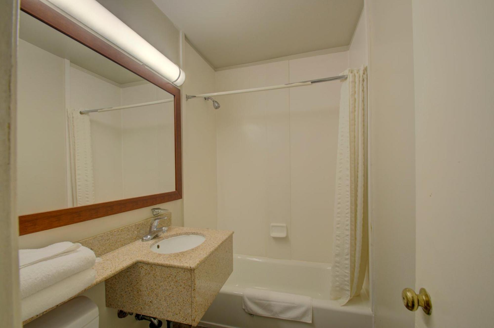 Budget Inn Falls Church Ngoại thất bức ảnh