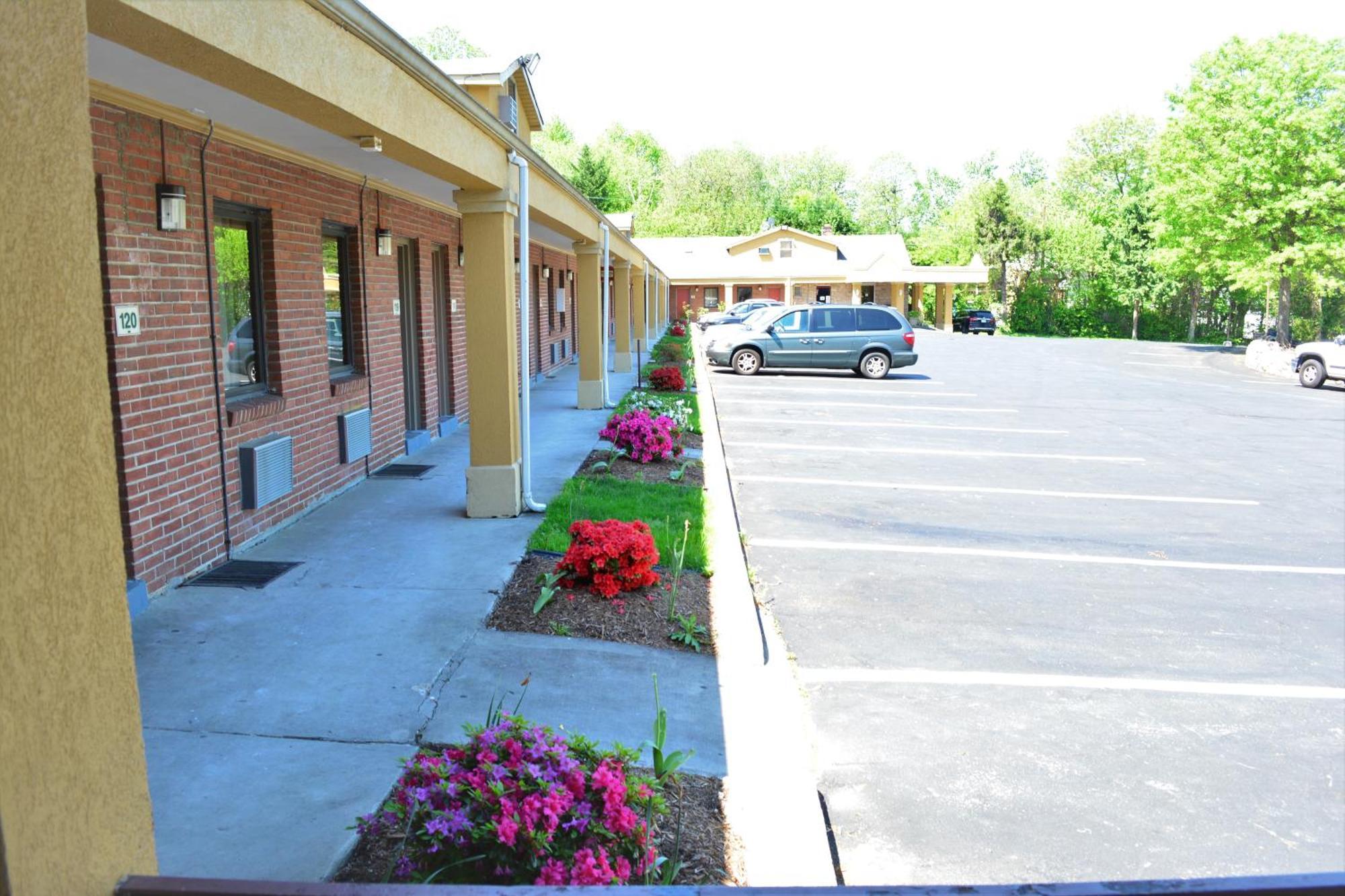 Budget Inn Falls Church Ngoại thất bức ảnh