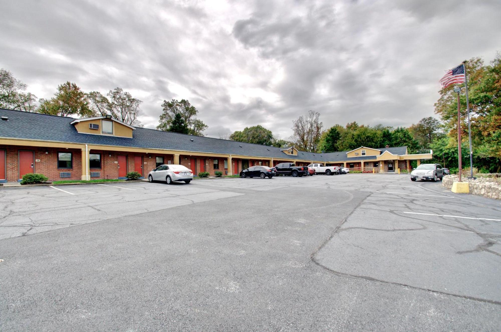 Budget Inn Falls Church Ngoại thất bức ảnh